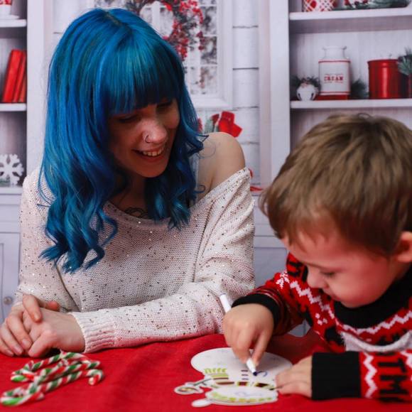 Meet your Posher, Jessica - Picture 1 of 1